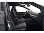 Volkswagen Golf 1.4 TSI GTE [ Panorama Virtual Stoelverwarming ]