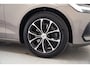 Volvo V60 2.0 B3 Momentum Advantage Aut. [ LED Clima Apple/Android Cruise ]