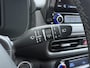 Hyundai Kona 1.6GDI HEV Hybride Premium Adap.Cruise Leder+Verwarming+Ventilatie Head-Up Display Camera Apple Carplay Android Auto Navi Ecc Pdc Keyless Blind-Spot Lane Assist Achterbank+Stuur verwarming Krell®-Audio Isofix DAB Lmv 18" Dealeronderhouden 1e Eigenaar Origineel Nederlandse Auto