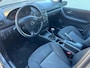 Mercedes-Benz A-klasse 150 Classic ( Bakt maakt geluid )