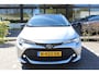 Toyota Corolla Touring Sports 1.8 Hybrid Dynamic Bi-Tone | Rijklaar | HUD | Trekhaak | Stoel/Stuur-verw. | Camera | Apple/Android | Clima | Adap. Cruise