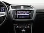 Volkswagen Tiguan 1.5 TSI Elegance | WORDT VERWACHT | Automaat | Apple Carplay / Android Auto | Camera | Parkeersensoren | Stoelverwarming |