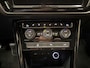 Volkswagen Touran 2.0 TDI SCR Highline 7p * 7 Persoons / Navigatie / Camera / Stoelverwarming *