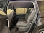 Volkswagen Touran 2.0 TDI SCR Highline 7p * 7 Persoons / Navigatie / Camera / Stoelverwarming *