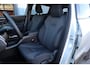 Toyota Urban Cruiser Dynamic 61 kWh | Stoel/Stuur Verwarming | Carplay |