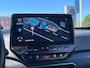Volkswagen ID.3 Life 204PK 58 kWh / Parkeersensoren V+A / Stoelverwarming / Keyless / App Connect / VW