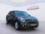 MINI Clubman Mini 1.5 Cooper Chili /Apple Carplay & Android/Schuif-kanteldak/Harman Kardon/Stoelverwarming/Navi/Keyless/Sfeerverlichting/JCW Stuur/Cruise Control/(MET GARANTIE*)