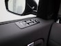 Land Rover Discovery Sport P300e 1.5 SE | PANORAMADAK | ACHTERUITRIJCAMERA | APPLE CARPLAY / ANDRIOD AUTO | NAVIGATIE | HALF LEDEREN BEKLEDING | ELEKTRISCHE ACHTERKLEP | STUUR- EN STOELVERWARMING |