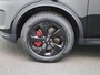 Land Rover Discovery Sport P300e 1.5 SE | Panoramadak | Achteruitrijcamera | Apple Carplay/Android auto | Elektrische achterklep |  Stuur- en stoelverwarming |