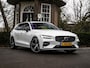 Volvo V60 2.0 D3 150PK R-Design Sportstoelen Camera Navi Harman/Kardon Stoelverwarming Virtual