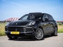 Porsche Cayenne 3.0 V6 340PK Pano Stoelkoeling Bose ACC Sport Chrono Led Matrix 360 Camera Softclose Luchtvering Trekhaak