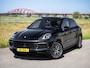 Porsche Cayenne 3.0 V6 340PK Pano Stoelkoeling Bose ACC Sport Chrono Led Matrix 360 Camera Softclose Luchtvering Trekhaak