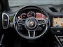 Porsche Cayenne 3.0 V6 340PK Pano Stoelkoeling Bose ACC Sport Chrono Led Matrix 360 Camera Softclose Luchtvering Trekhaak