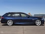 BMW 5-Serie Touring 520d High Executive M Sport | Panoramadak | Leder | Comfortzetels | Luchtvering | Trekhaak | 19" | Dealeronderhouden