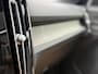 Volvo XC40 2.0 T4 AWD Inscription | Leder | NL-Auto | Elektr. Achterklep | Elektr. Voorstoelen | Schuif/Kanteldak | Parkeersensoren V+A |