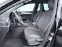 SEAT Leon 1.5 TSI e-Hybrid 204 pk FR Business | Stoel- en stuurwiel verwarming | Adapt. Cruise | Camera | 1/2 leer | Fabrieksgarantie t/m 05-2029 |