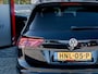 Volkswagen Tiguan 1.5 TSI ACT Highline R Line | Adaptieve Demping | Schuif/ Kantel Panorama Dak |  Black Optic | Dode Hoek Detectie | Head-Up Display | 20'' Suzuka | Matrix LED | LED Achterlichten | 3x R-Line |