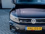 Volkswagen Tiguan 1.5 TSI ACT Highline R Line | Adaptieve Demping | Schuif/ Kantel Panorama Dak |  Black Optic | Dode Hoek Detectie | Head-Up Display | 20'' Suzuka | Matrix LED | LED Achterlichten | 3x R-Line |