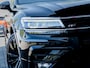 Volkswagen Tiguan 1.5 TSI ACT Highline R Line | Adaptieve Demping | Schuif/ Kantel Panorama Dak |  Black Optic | Dode Hoek Detectie | Head-Up Display | 20'' Suzuka | Matrix LED | LED Achterlichten | 3x R-Line |