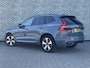 Volvo XC60 2.0 T6 Plug-in Hybrid AWD Plus Dark | PHEV | Trekhaak | Schuif/kanteldak | Keyless entry | Extra getint glas | Parkeercamera | Stoelverwarming | Elektrisch bedienbare stoelen