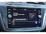 Volkswagen Tiguan 2.0 TSI 4Motion Highline R-LINE TREKHAAK ELEC.UITKLAPBAAR  PANO STOELVERW. ADAPTIVE-CRUISE CARPLAY NAVI CLIMA ELEC-KLEP 2XPDC 21''LMV NETTE AUTO!
