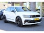 Volkswagen Tiguan 2.0 TSI 4Motion Highline R-LINE TREKHAAK ELEC.UITKLAPBAAR  PANO STOELVERW. ADAPTIVE-CRUISE CARPLAY NAVI CLIMA ELEC-KLEP 2XPDC 21''LMV NETTE AUTO!