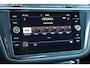 Volkswagen Tiguan 2.0 TSI 4Motion Highline R-LINE TREKHAAK ELEC.UITKLAPBAAR  PANO STOELVERW. ADAPTIVE-CRUISE CARPLAY NAVI CLIMA ELEC-KLEP 2XPDC 21''LMV NETTE AUTO!