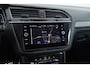 Volkswagen Tiguan 1.4 TSI eHybrid R-Line Business+ PHEV | Org NL | CarPlay | Digital Cockpit | PDC | Keyless |