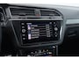 Volkswagen Tiguan 1.4 TSI eHybrid R-Line Business+ PHEV | Org NL | CarPlay | Digital Cockpit | PDC | Keyless |