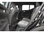 Volvo XC40 B4 197PK Plus Dark | Trekhaak | 19'' | Allseasons | Verwarmbare