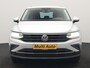 Volkswagen Tiguan 1.4 TSI eHybrid Active PHEV 245pk Dealer O.H. | Trekhaak Af Fabriek | Adaptive Cruise | Camera | Stoelen & Stuur Verwarmd | Apple Carplay | Navigatie | Virtual Cockpit | DAB | Plug In Hybrid |
