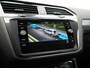 Volkswagen Tiguan 1.4 TSI eHybrid Active PHEV 245pk Dealer O.H. | Trekhaak Af Fabriek | Adaptive Cruise | Camera | Stoelen & Stuur Verwarmd | Apple Carplay | Navigatie | Virtual Cockpit | DAB | Plug In Hybrid |