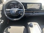 Nissan Ariya Advance 66 kWh Dealer Onderhouden / 22KW Lader (3-fase) / All Season Banden / 360* Camera / Navigatie / Apple Carplay&Android Auto / Cruise Control Adaptief / Stoel-,Stuur Verwarming / Elektrische Achterklep /