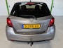 Toyota Yaris 1.3 VVT-I DYNAMIC / Automaat / Camera / Stoelverwarming / Bluetooth / Onderhoudsboekjes aanwezig.