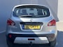 Nissan Qashqai 2.0 Tekna Premium / 100% Dealeronderhouden / Cruise Control / Panorama Dak / Trekhaak (1400 KG) / Navigatie / CD-speler /