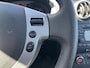 Nissan Qashqai 2.0 Tekna Premium / 100% Dealeronderhouden / Cruise Control / Panorama Dak / Trekhaak (1400 KG) / Navigatie / CD-speler /