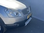 Nissan Qashqai 2.0 Tekna Premium / 100% Dealeronderhouden / Cruise Control / Panorama Dak / Trekhaak (1400 KG) / Navigatie / CD-speler /
