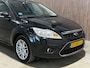 Ford Focus Wagon 2.0 Titanium PDC Automaat Stoelverwarming 17 Inch LM