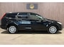 Ford Focus Wagon 2.0 Titanium PDC Automaat Stoelverwarming 17 Inch LM