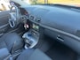Toyota Avensis Wagon 1.8 VVTi Luna CARPLAY CLIMA TREKHAAK NETTE WAGEN ORIG NL NAP