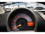 Toyota Aygo 1.0-12V Access / NAP / 1e EIG / 5 DRS / AIRCO / APK 2027 ! ! !