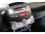 Peugeot 107 1.0-12V XS / NAP / 5 DRS / AIRCO / LEUKE AUTO ! ! !