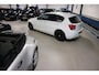 BMW 1-Serie 114i EDE / NAV / STOELVERWARMING / D-GLAS / VELG / WHITE EDITION ! ! !