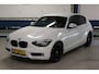 BMW 1-Serie 114i EDE / NAV / STOELVERWARMING / D-GLAS / VELG / WHITE EDITION ! ! !
