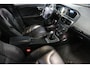 Volvo V40 Cross Country 1.6 D2 Summum / LEER / NAV / PDC / XENON / BLACK ! ! !