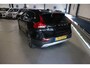 Volvo V40 Cross Country 1.6 D2 Summum / LEER / NAV / PDC / XENON / BLACK ! ! !