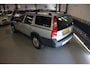 Volvo XC70 2.5 T Geartronic / LEER / NAV / NAP KM STAND / DISTRIBUTIE VV ! ! !