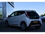 Toyota Aygo 1.0 VVT-i x-cite Automaat 5-deurs 69pk | Keyless | Lichtmetalen velgen | Climate Control |