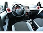 Toyota Aygo 1.0 VVT-i x-cite Automaat 5-deurs 69pk | Keyless | Lichtmetalen velgen | Climate Control |