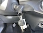 Toyota Yaris 1.0 VVT-i Comfort Nette auto, boekjes compleet, centrale deurvergrendeling, airco, buitenspiegels elektrisch verstelbaar, start/stop systeem